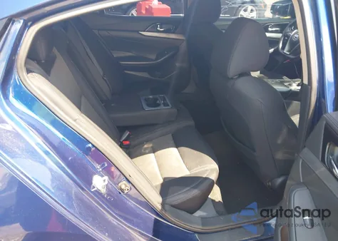 2017 Nissan Maxima 3.5 S from USA, damaged, VIN 1N4AA6AP4HC443381